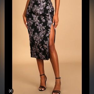 NWT Invite List Black Floral Jacquard High-Waisted Midi Skirt